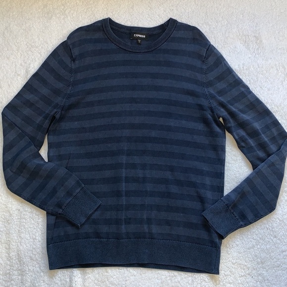 BUNDLE of 2 Express blue and red vintage dyed striped light crew neck sweaters - Picture 6 of 10
